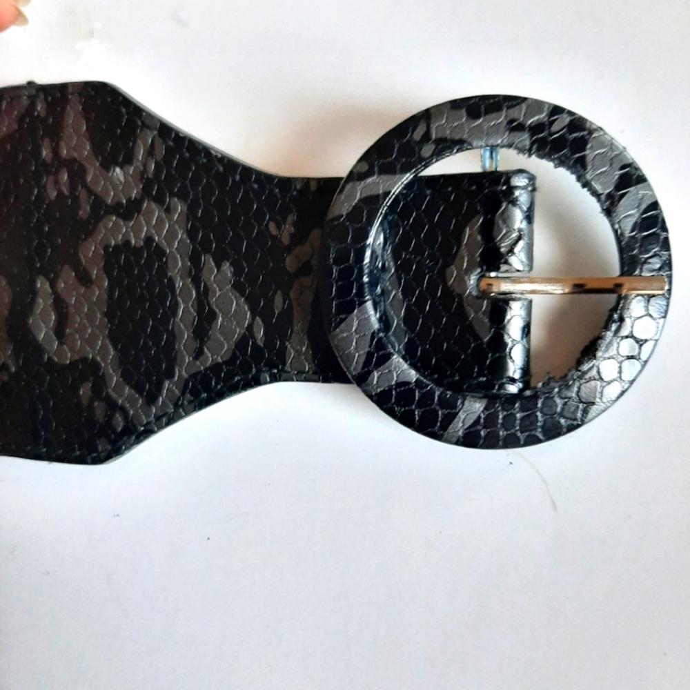 Express Ladies Belt - Picture 2 of 7